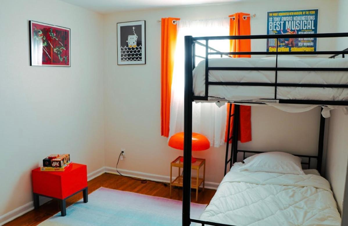 Stylish Cozy Quiet Family Retreat And Romantic Getaway Sleeps Up To 7 With Fast Wifi, Free Parking, Work Station, Alexa Enabled, Fenced In Backyard For Pets Grill Party Patio, Porch, Beach, Canal, Stadium,Boardwalk Restaurants, And Much More! Atlantic City Eksteriør bilde